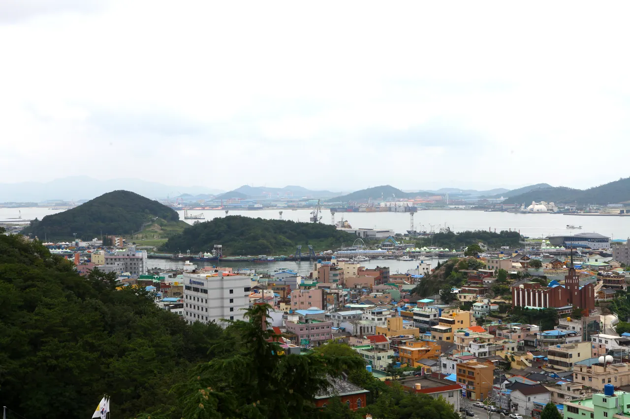 유달산 정상에서 바라본 목포항과 다도해 풍경